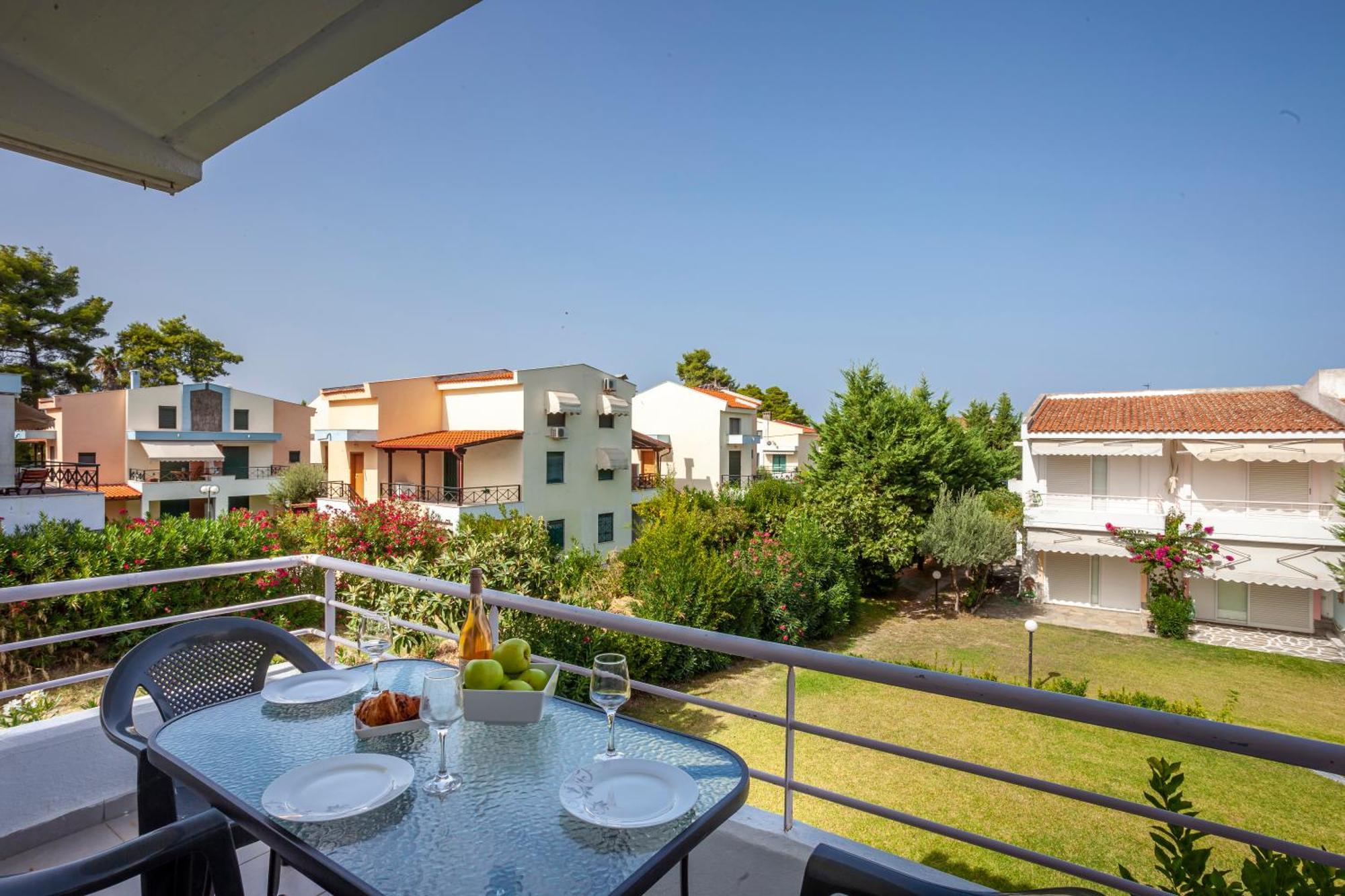 Akrotiri Apartment Пефкохори Екстериор снимка