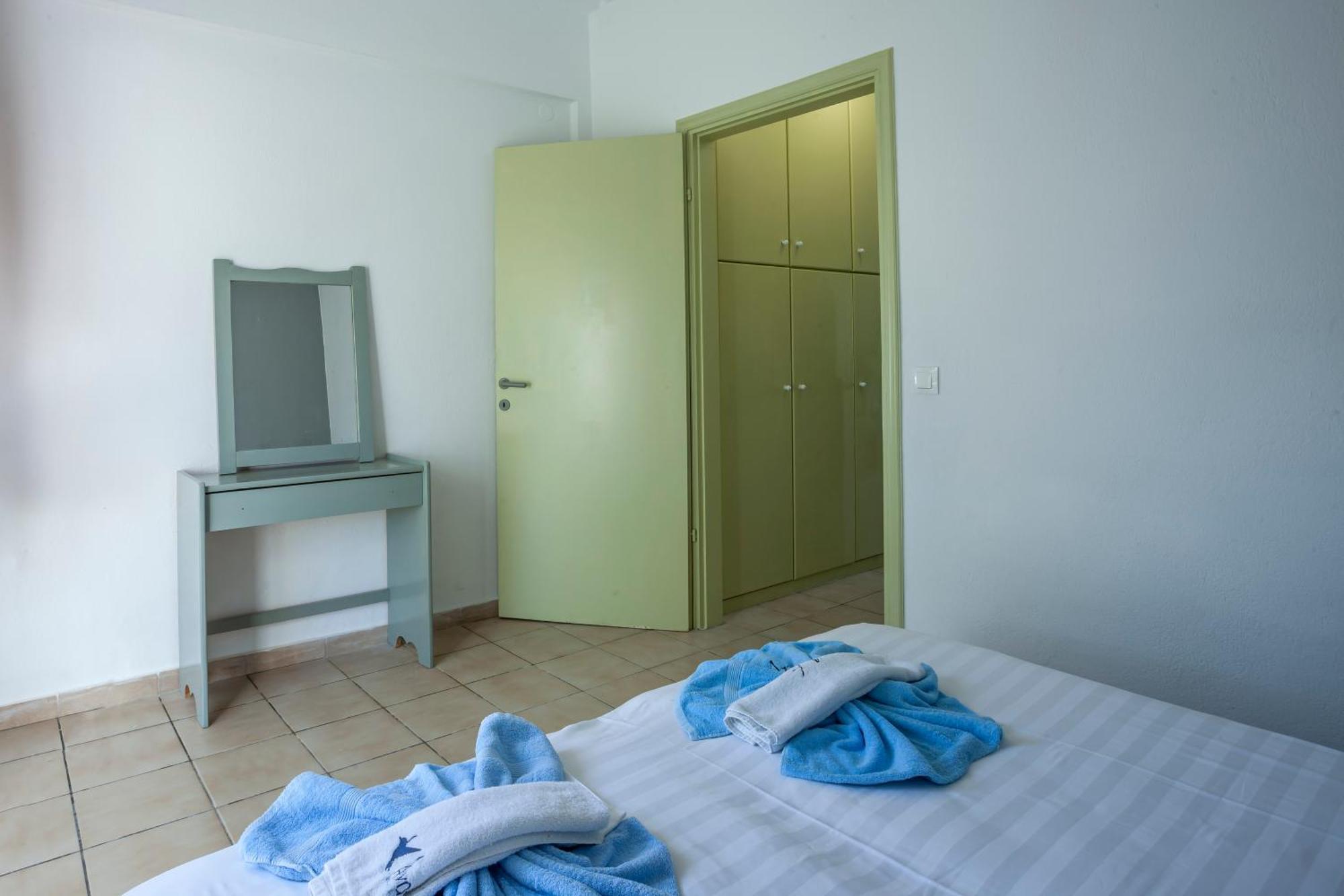Akrotiri Apartment Пефкохори Екстериор снимка
