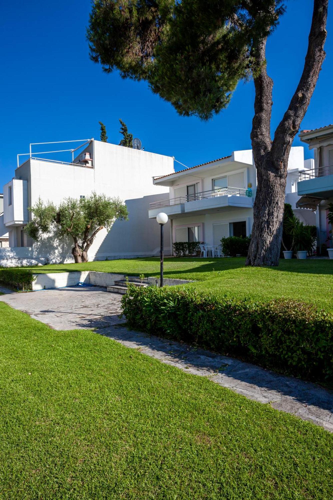 Akrotiri Apartment Пефкохори Екстериор снимка