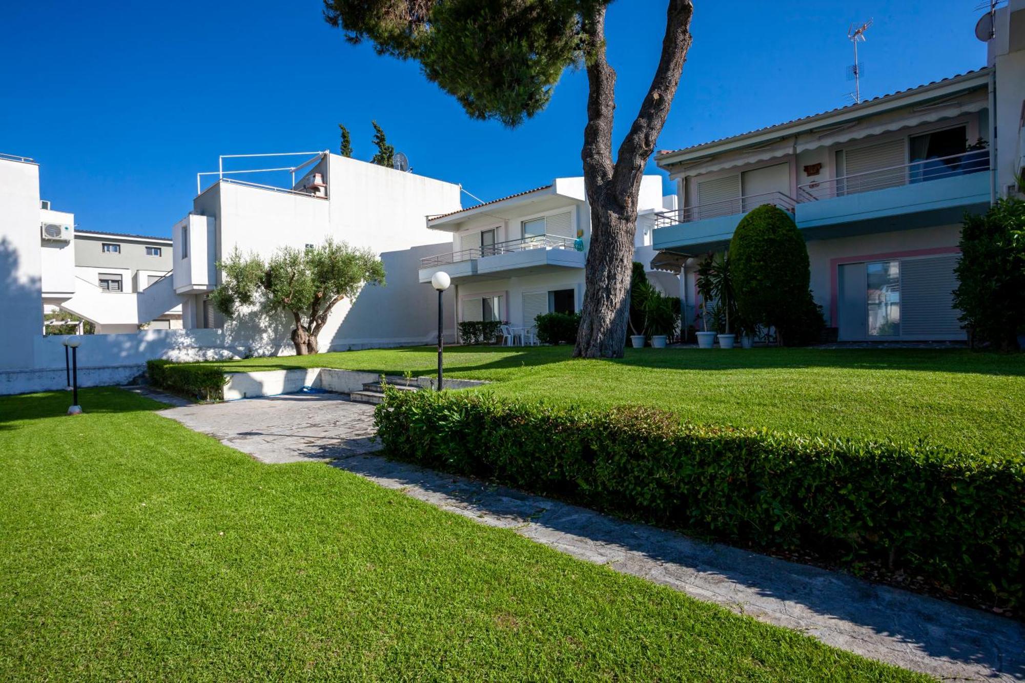Akrotiri Apartment Пефкохори Екстериор снимка