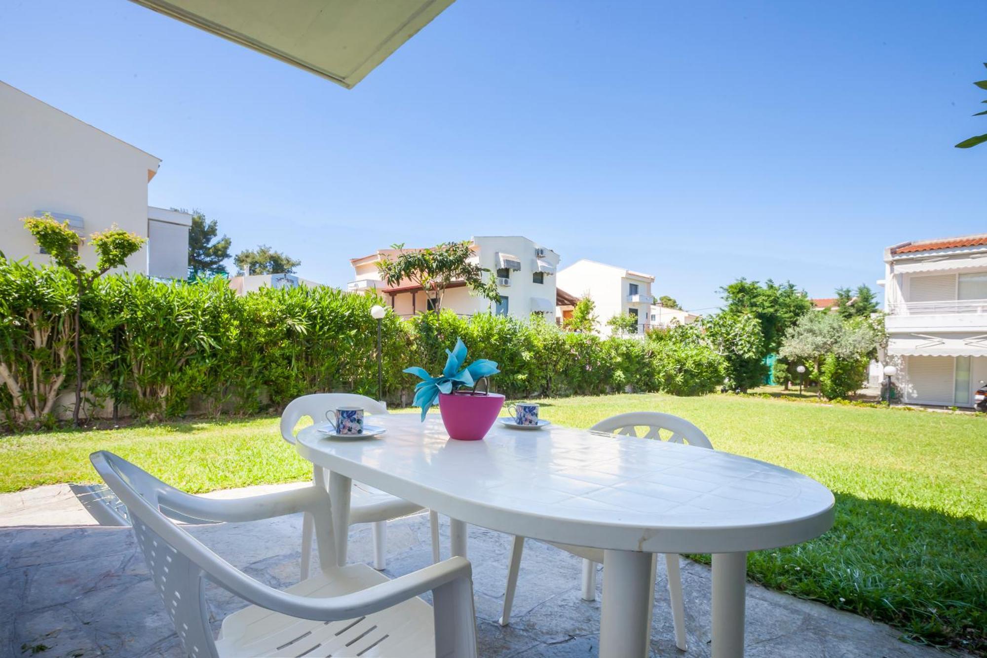 Akrotiri Apartment Пефкохори Екстериор снимка
