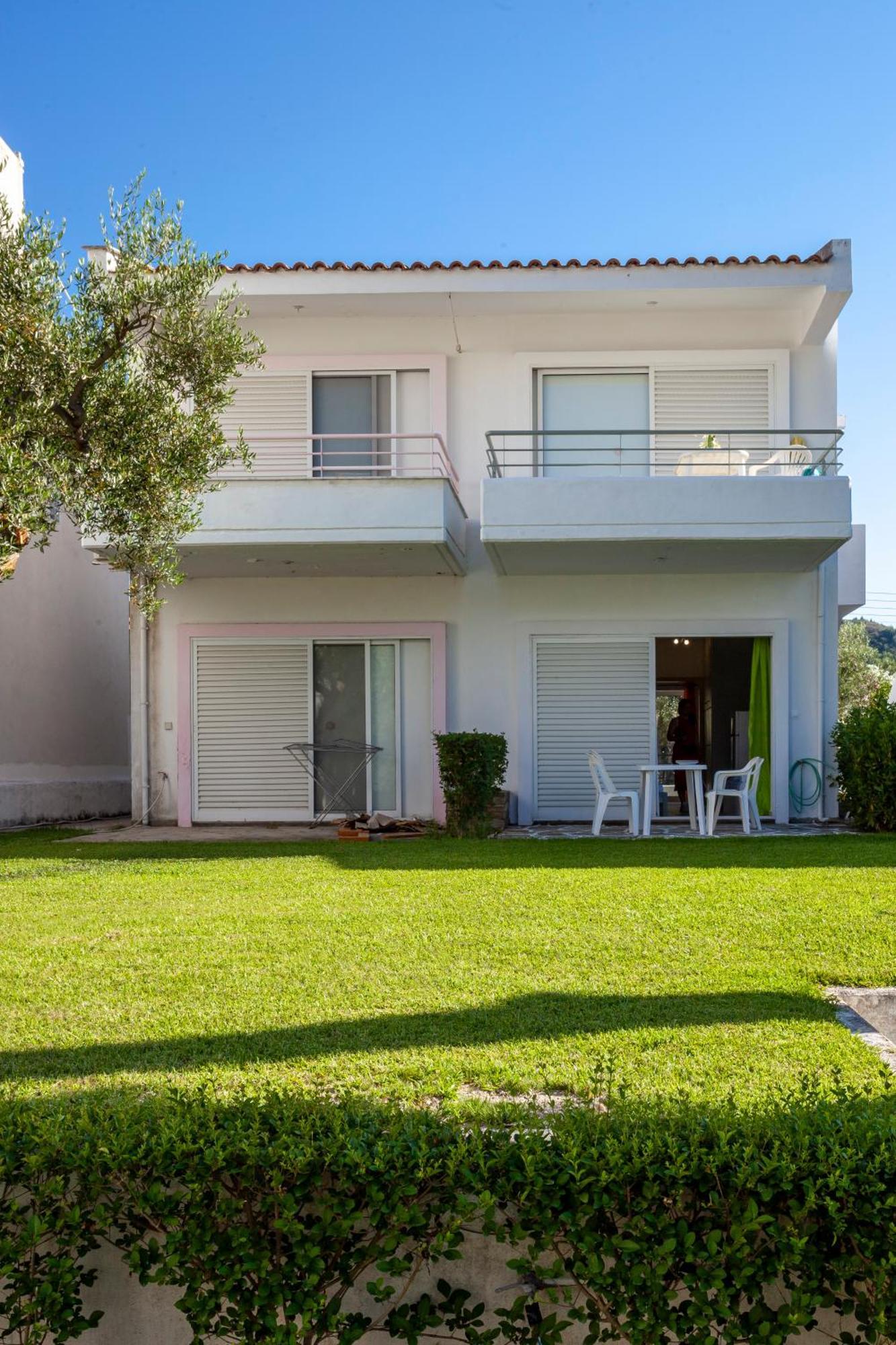 Akrotiri Apartment Пефкохори Екстериор снимка